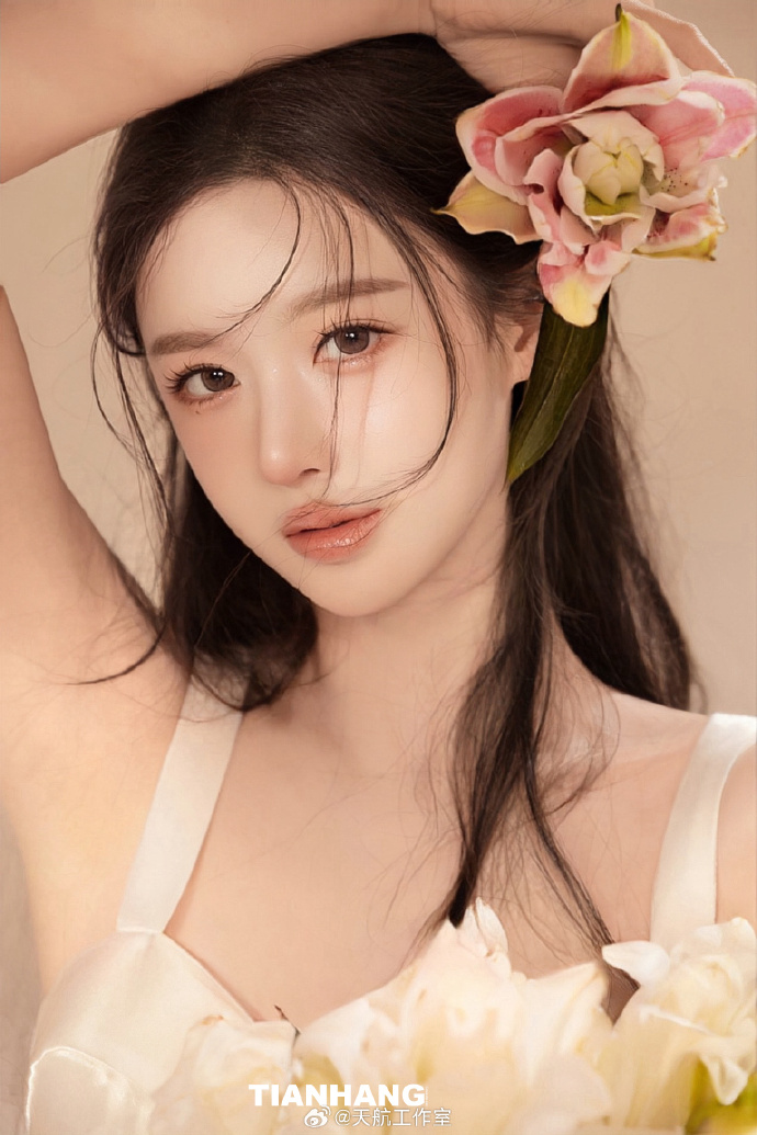 国产美女视频网全集在线观看_剧情深度解析｜高清资源